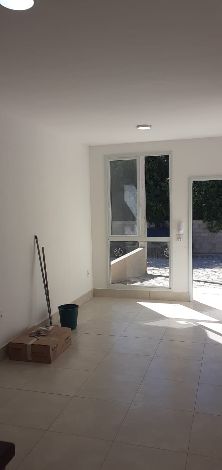 Foto do imóvel: Casa com 2 Quartos para Alugar, 65 m² em Narita Park - Iperó