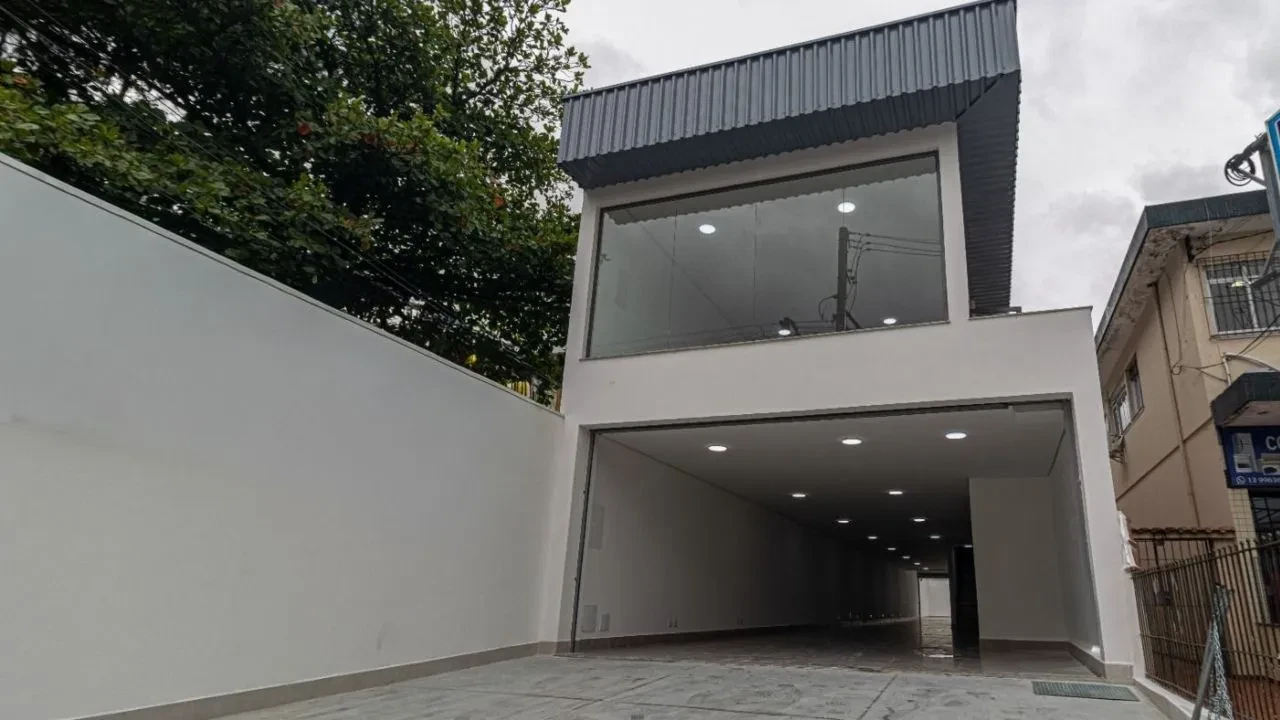 Loja à Venda ou Locação, 550 m² em Vila Mathias - Santos