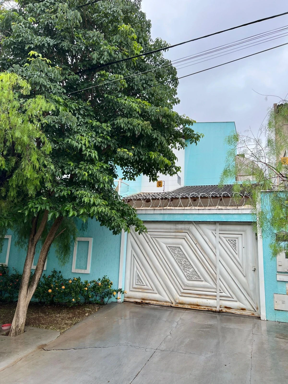 Imagem Sobrado com 4 Quartos à Venda, 200 m² em Jardim Atlântico - Goiânia