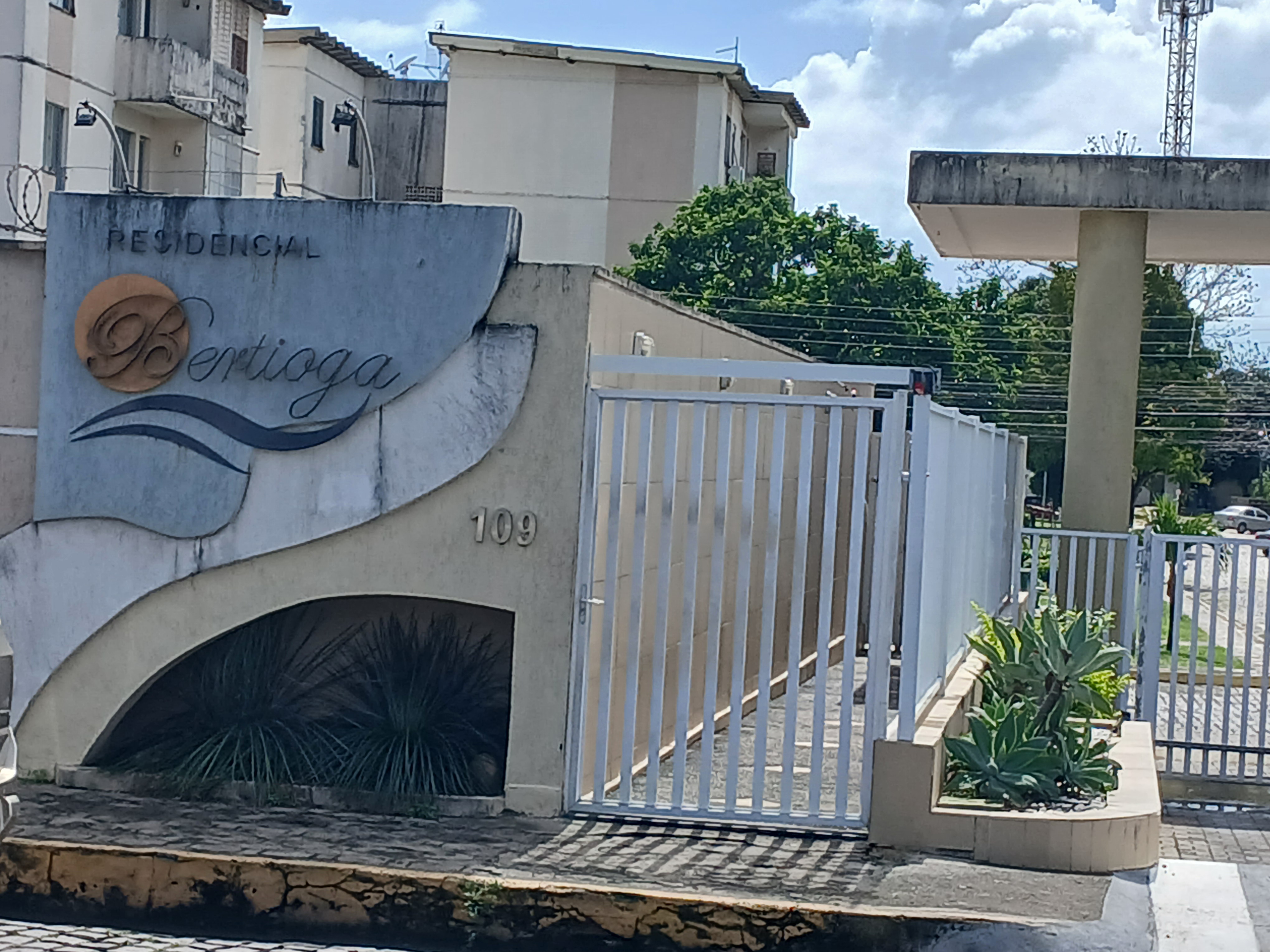 Imagem Apartamento com 2 Quartos para Alugar, 60 m²em Neópolis - Natal