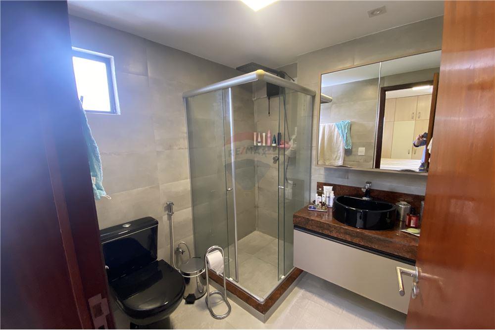 Imagem Apartamento com 3 Quartos à Venda, 90 m²em Miramar - João Pessoa