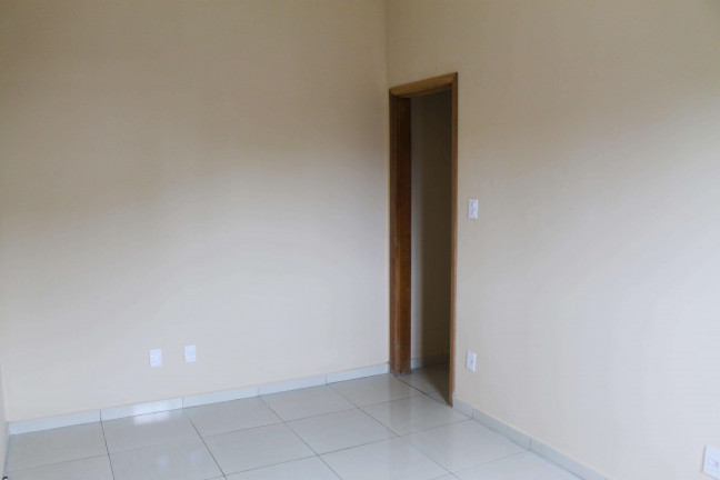 Imagem Casa com 2 Quartos à Venda, 110 m² em Parque Das Bandeiras - São Vicente