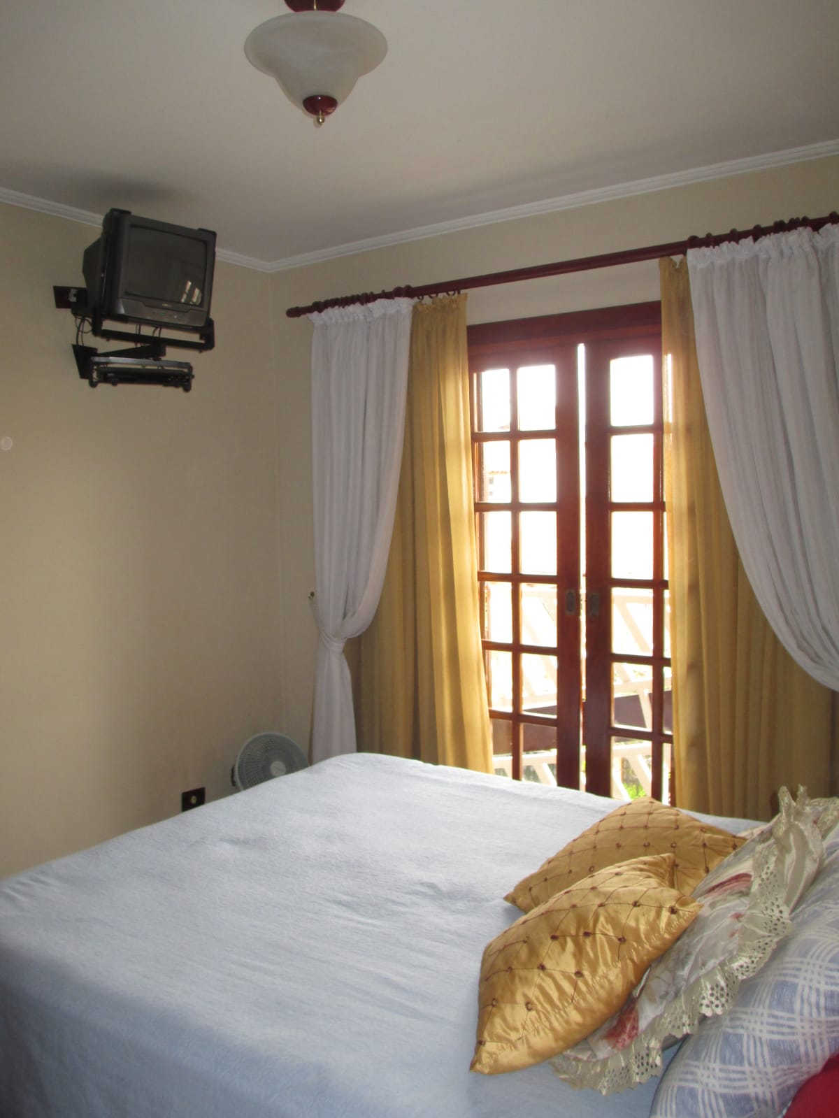 Imagem Sobrado com 3 Quartos à Venda, 220 m²em Nova Petrópolis - São Bernardo do Campo