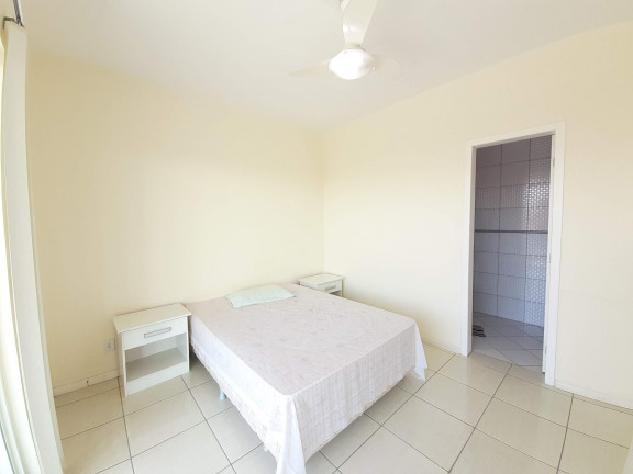 Imagem Casa com 5 Quartos à Venda ou Temporada, 200 m² em Posto 4 (Capão Novo) - Capão da Canoa