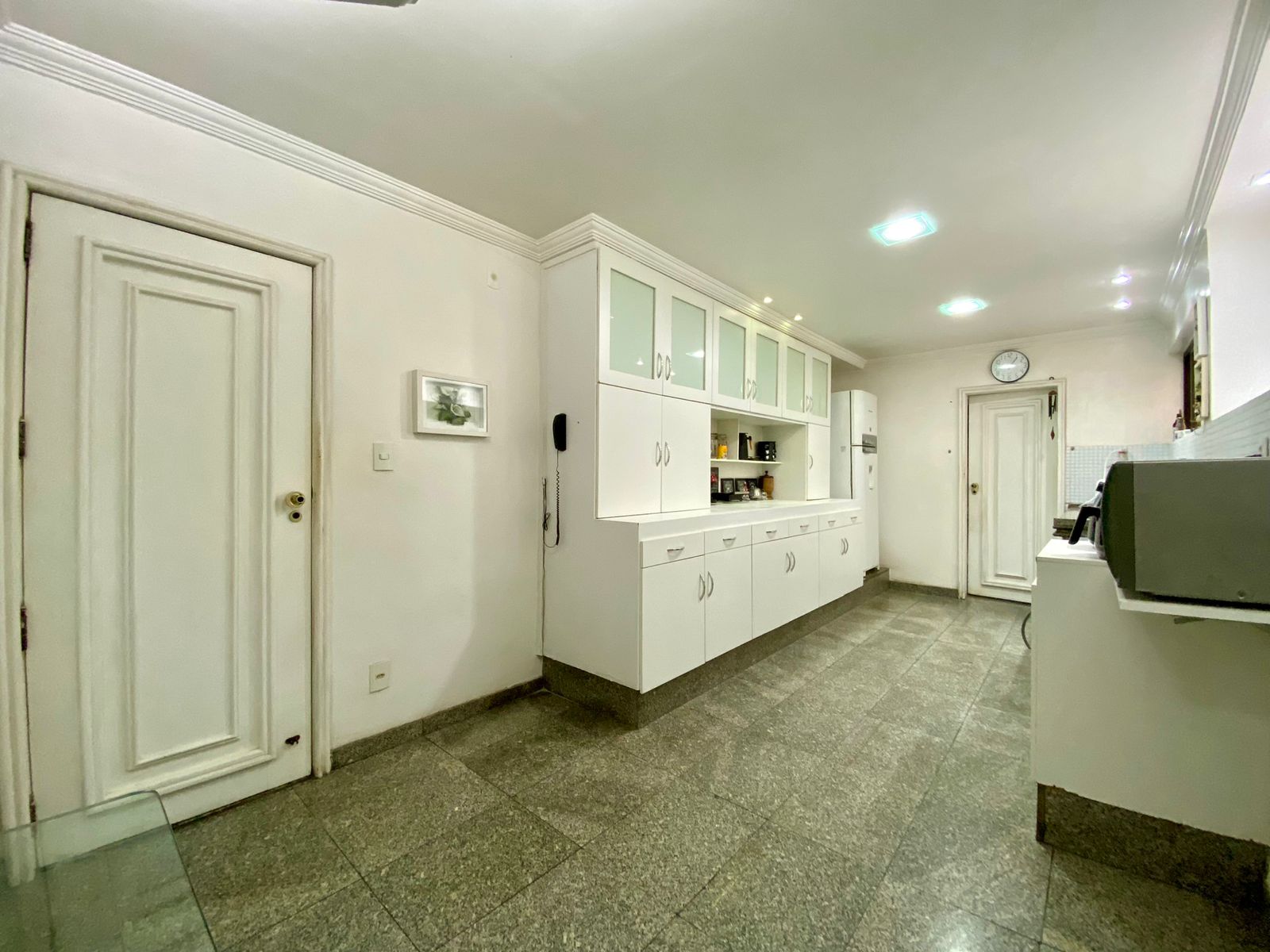 Imagem Apartamento com 3 Quartos à Venda, 270 m²em Nazaré - Belém