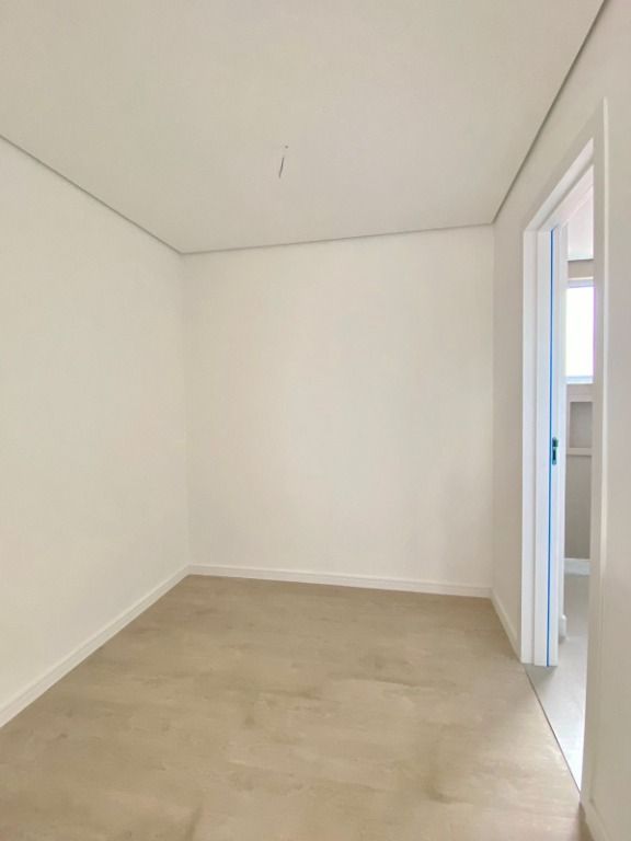 Imagem Apartamento com 4 Quartos à Venda, 138 m² em Jaraguá - Belo Horizonte