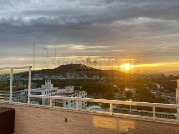 Imagem Cobertura com 3 Quartos à Venda, 149 m² em Itacorubi - Florianópolis