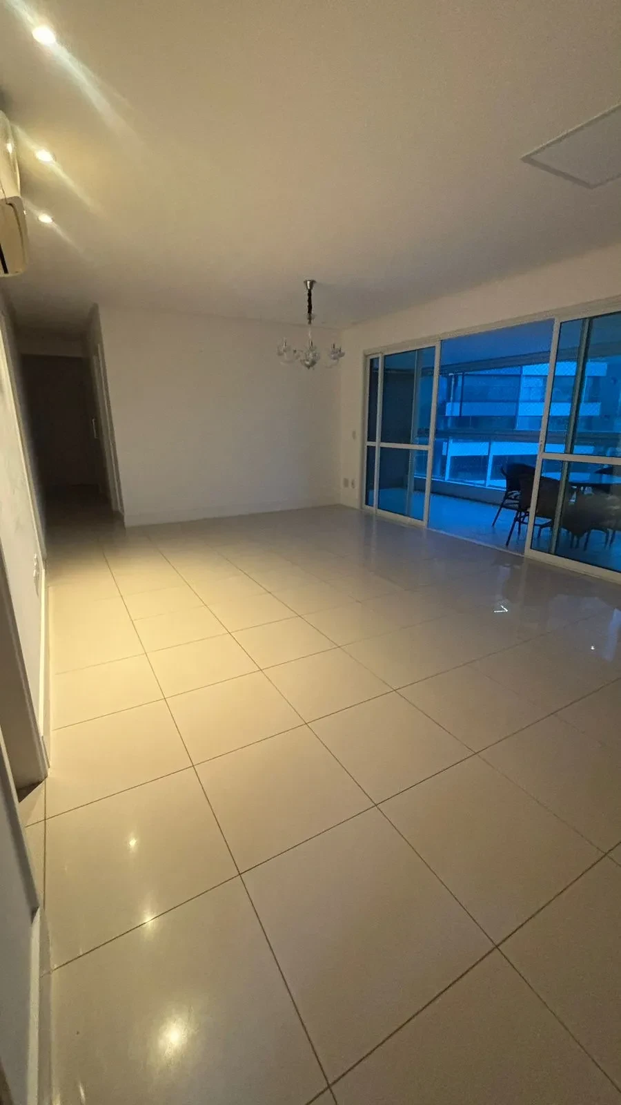 Imagem Apartamento com 4 Quartos à Venda, 141 m² em Alphaville I - Salvador