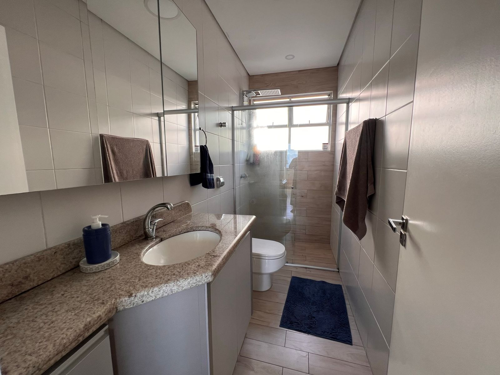 Imagem Apartamento com 3 Quartos à Venda, 135 m²em Canasvieiras - Florianópolis