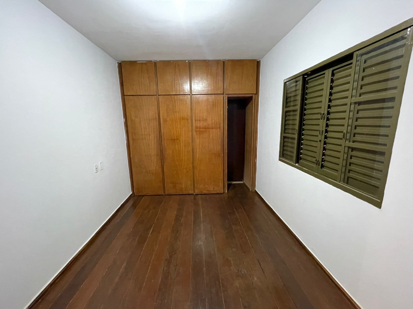 Imagem Casa com 4 Quartos à Venda, 135 m²em Vila Rocha - Rio Verde
