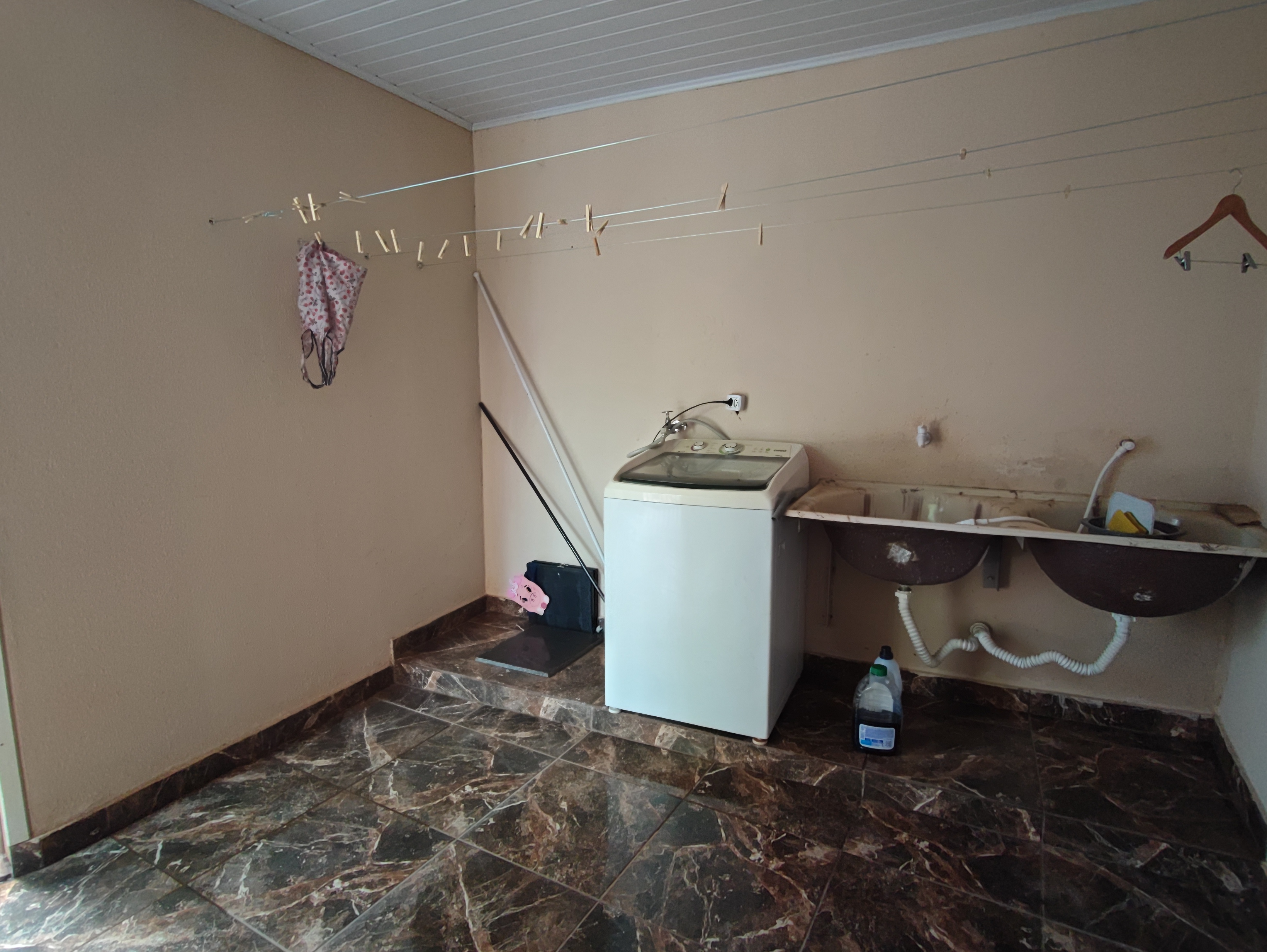 Imagem Casa com 1 Quarto à Venda ou Locação, 360 m²em  - 