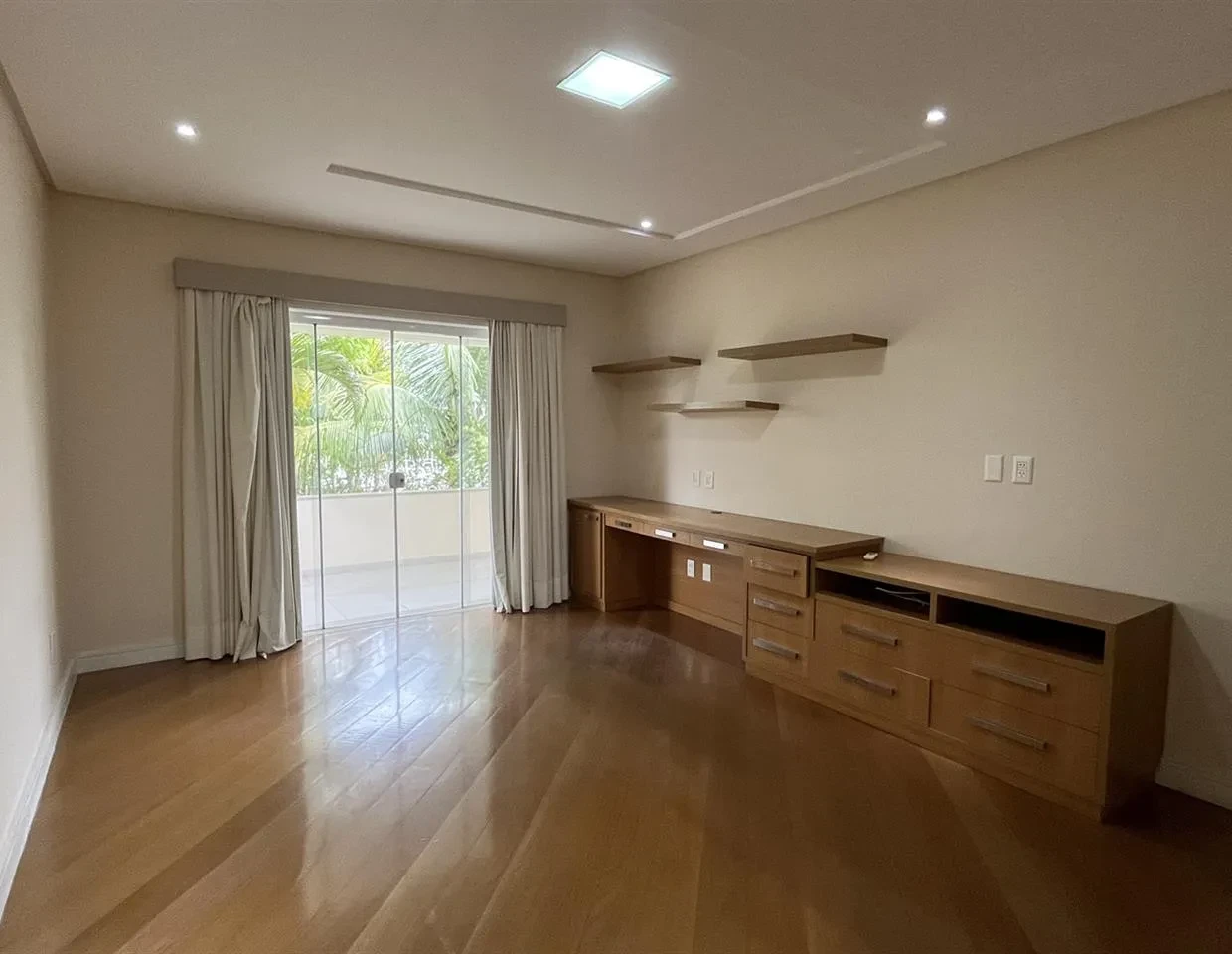 Imagem Casa de Condomínio com 5 Quartos à Venda ou Locação, 830 m² em Barra da Tijuca - Rio de Janeiro