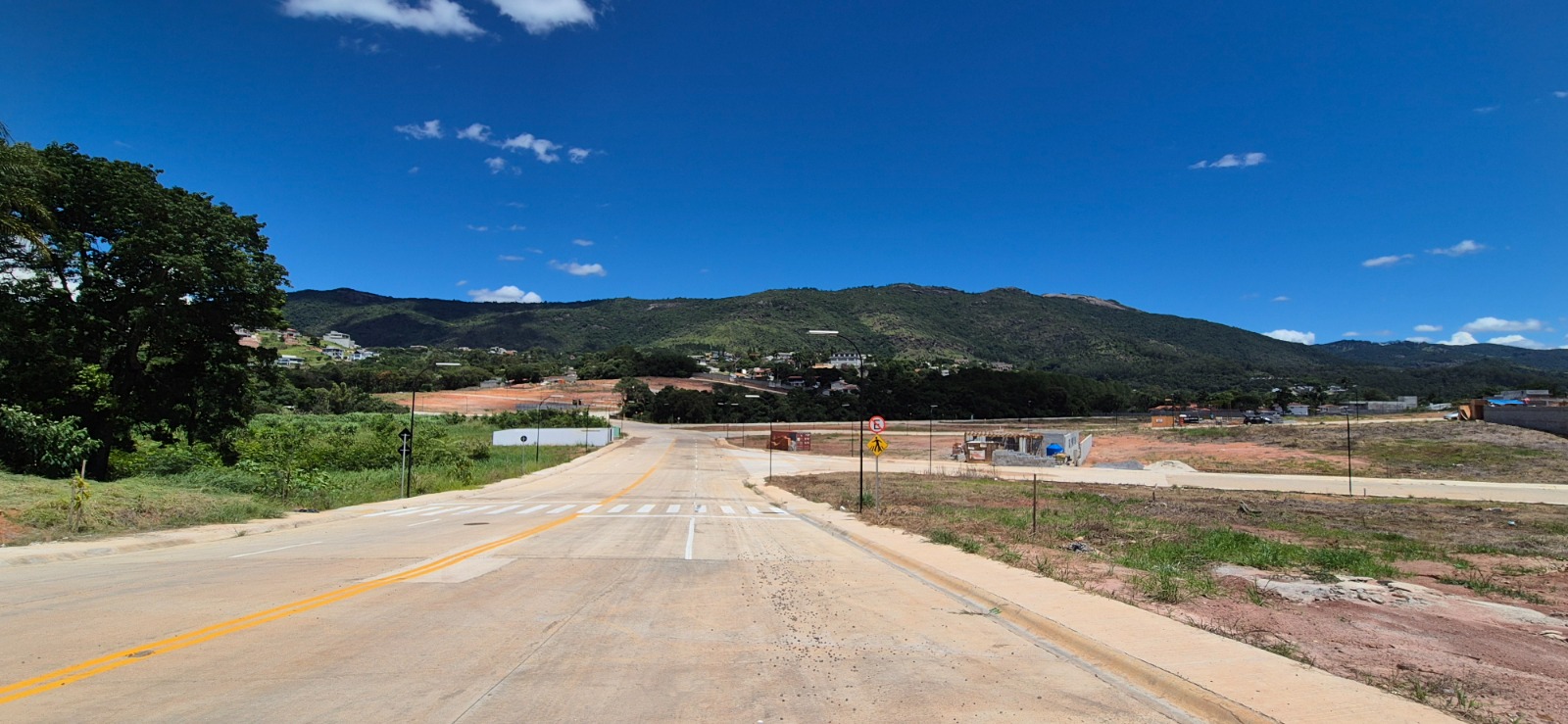 Foto do imóvel: Terreno em Condomínio à Venda, 360 m² em San Fernando Valley - Atibaia