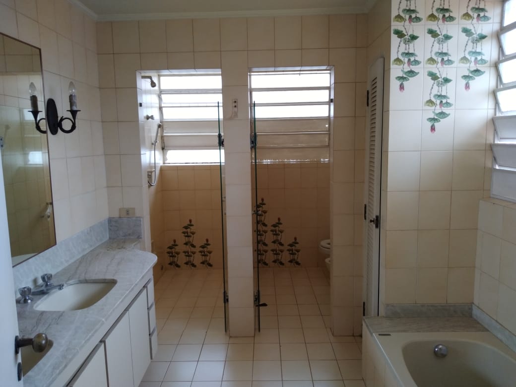 Imagem Sobrado com 2 Quartos à Venda, 250 m²em Vila Madalena - São Paulo