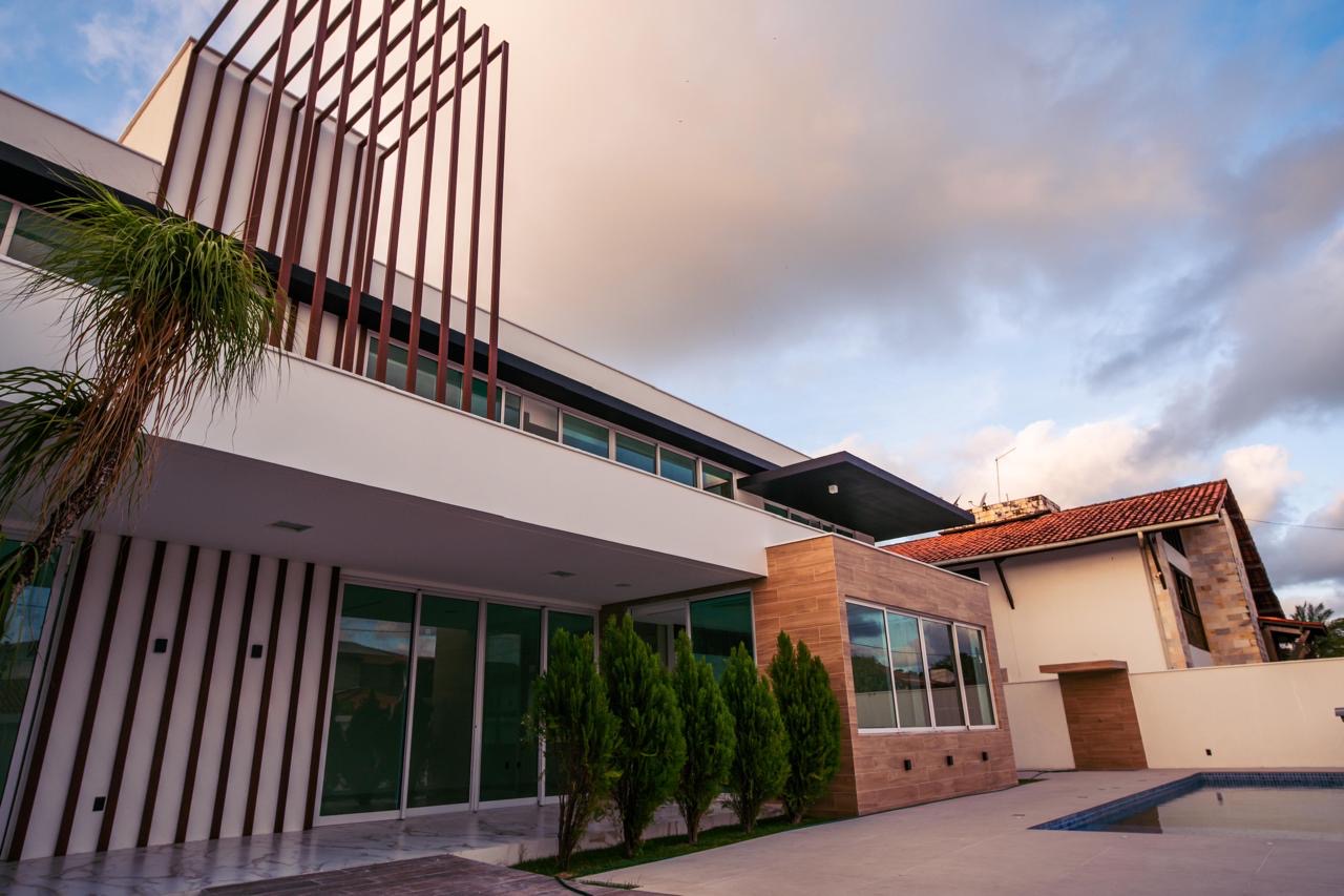 Imagem Casa de Condomínio com 5 Quartos à Venda, 710 m² em Gruta de Lourdes - Maceió