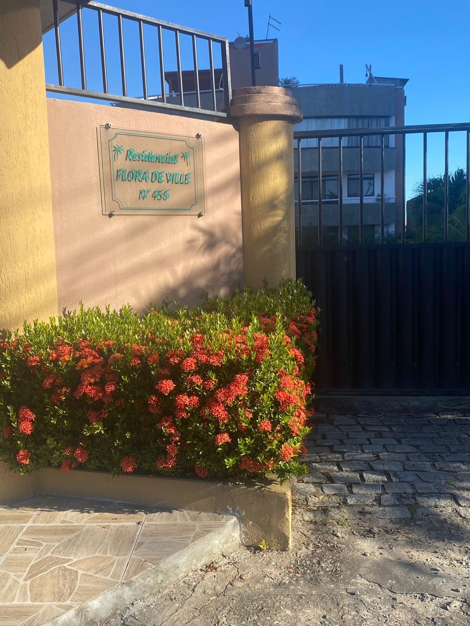 Apartamento com 3 Quartos para Alugar, 180 m²em Pitangueiras - Lauro de Freitas