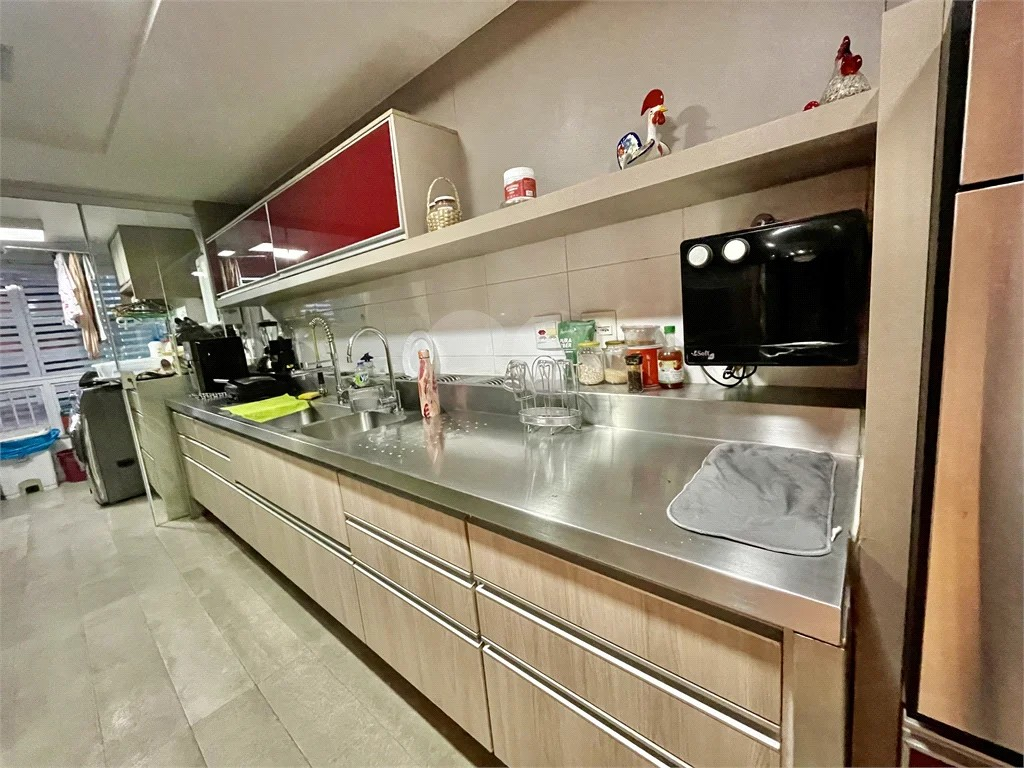 Imagem Apartamento com 4 Quartos à Venda, 230 m²em Icaraí - Niterói