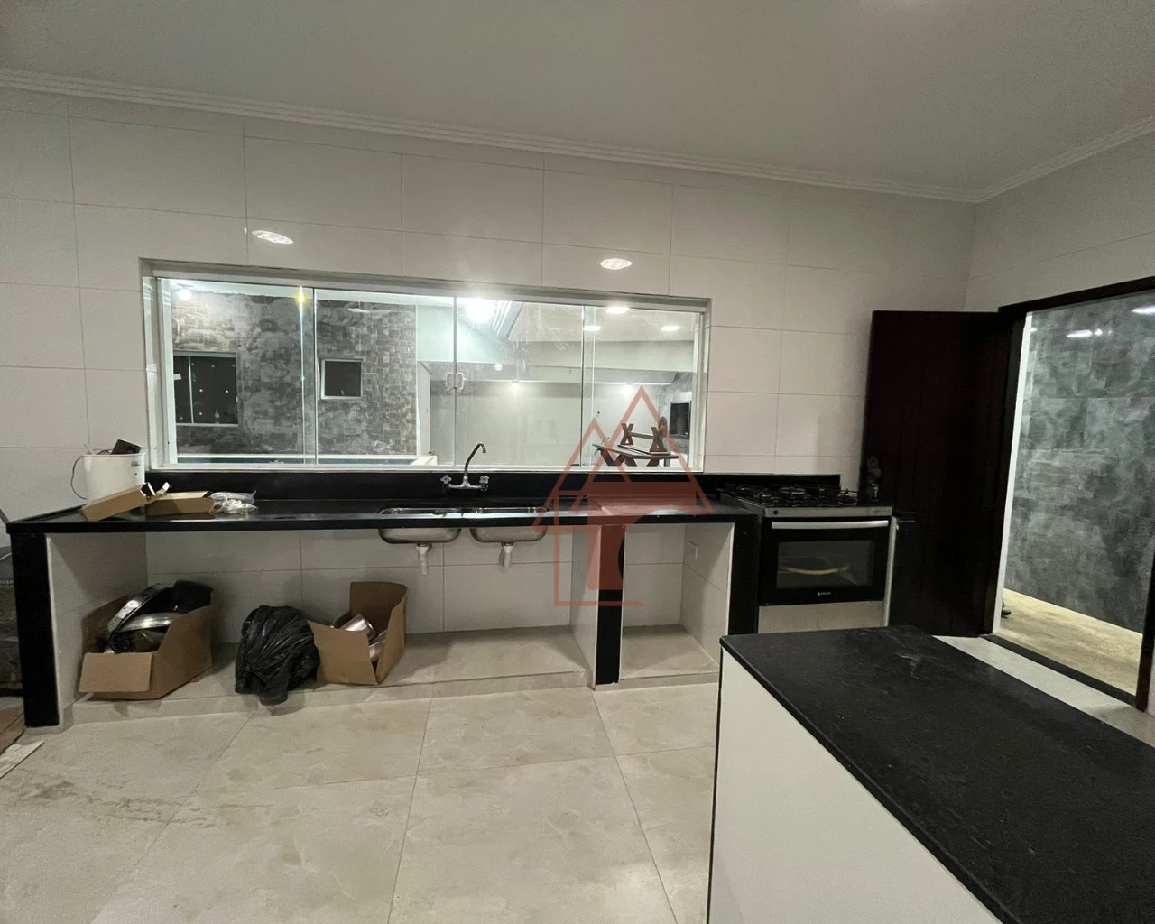 Imagem Casa com 4 Quartos à Venda, 230 m² em Jardim Casqueiro - Cubatão