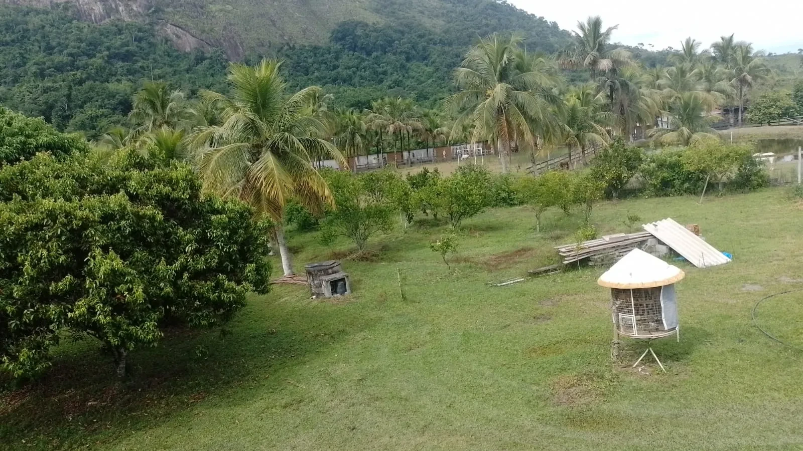 Imagem Terreno em Condomínio à Venda, 14536 m² em Caxito - Maricá