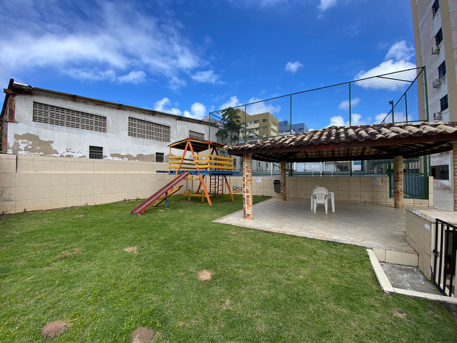 Foto do imóvel: Apartamento com 3 Quartos à Venda, 83 m² em Resgate - Salvador