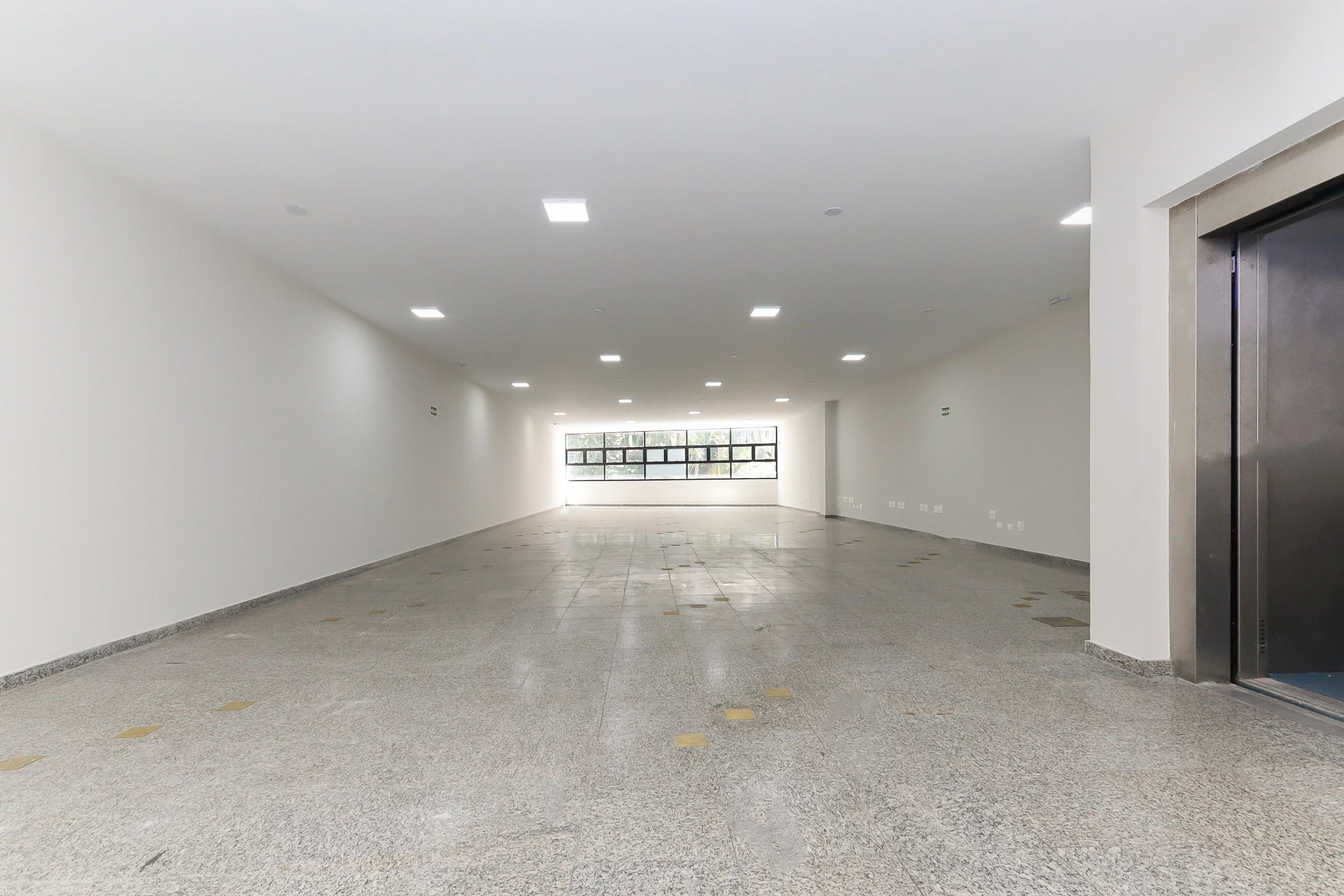 Foto do imóvel: Loja para Alugar, 728 m² em Higienópolis - São Paulo