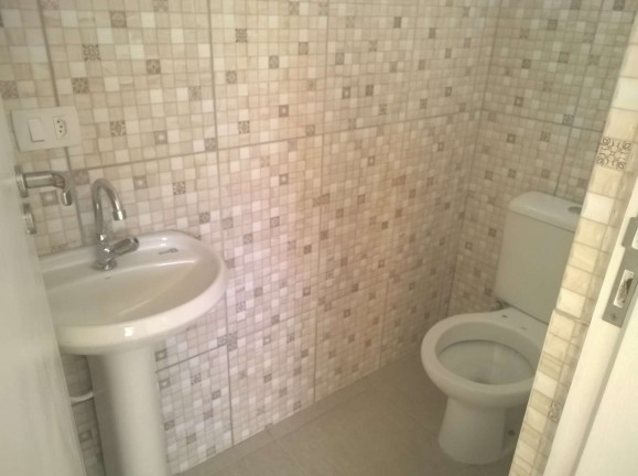 Imagem Casa de Condomínio com 2 Quartos à Venda, 77 m² em Taboão - São Roque