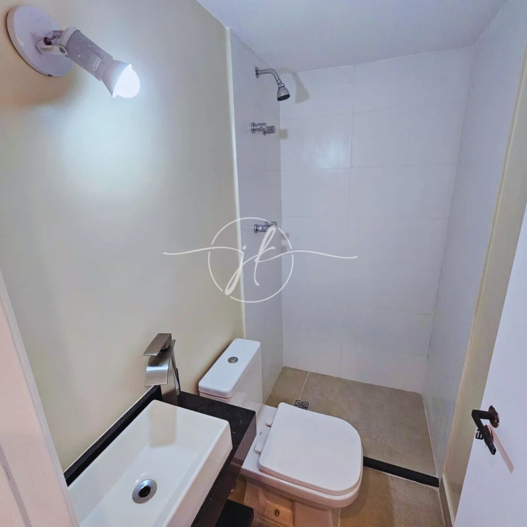 Imagem Apartamento com 2 Quartos à Venda ou Locação, 57 m² em Campo Belo - São Paulo