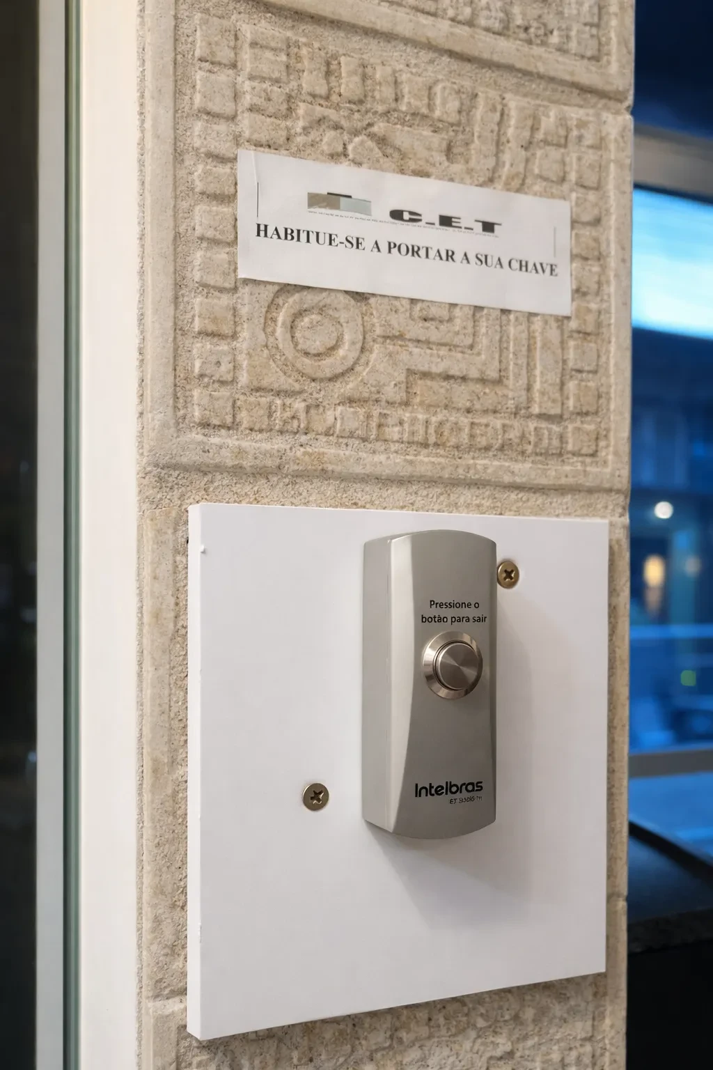 Imagem Apartamento com 1 Quarto à Venda ou Locação, 40 m² em Centro - Florianópolis