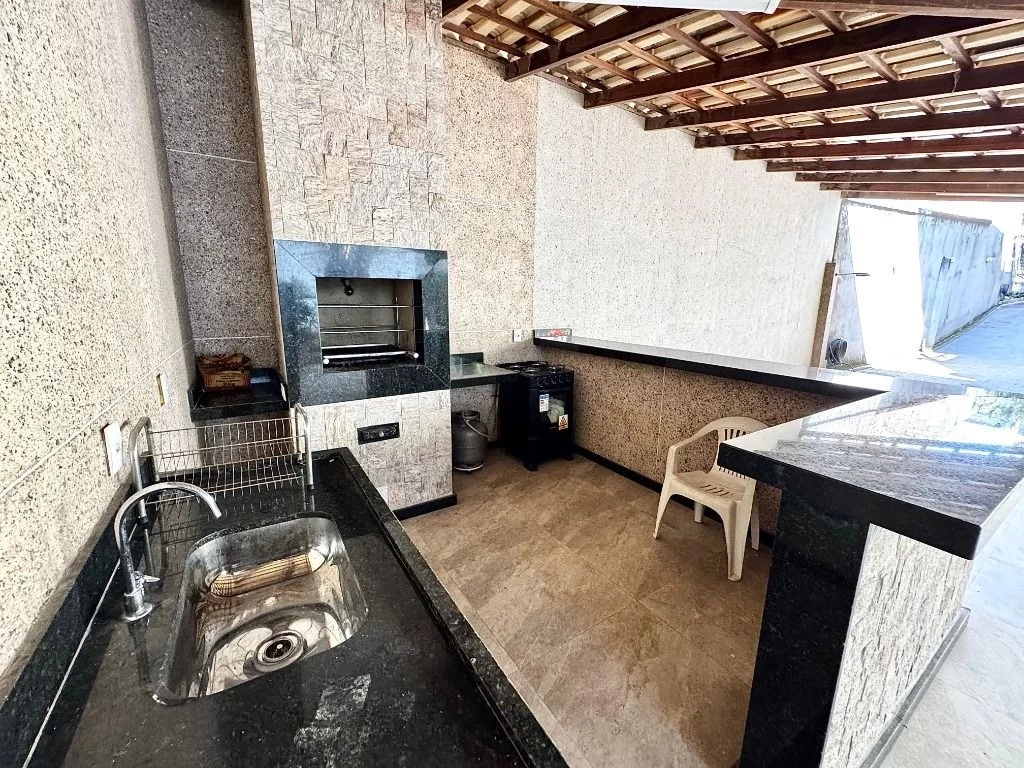 Imagem Casa com 4 Quartos à Venda, 375 m² em Parque Xangri-Lá - Contagem