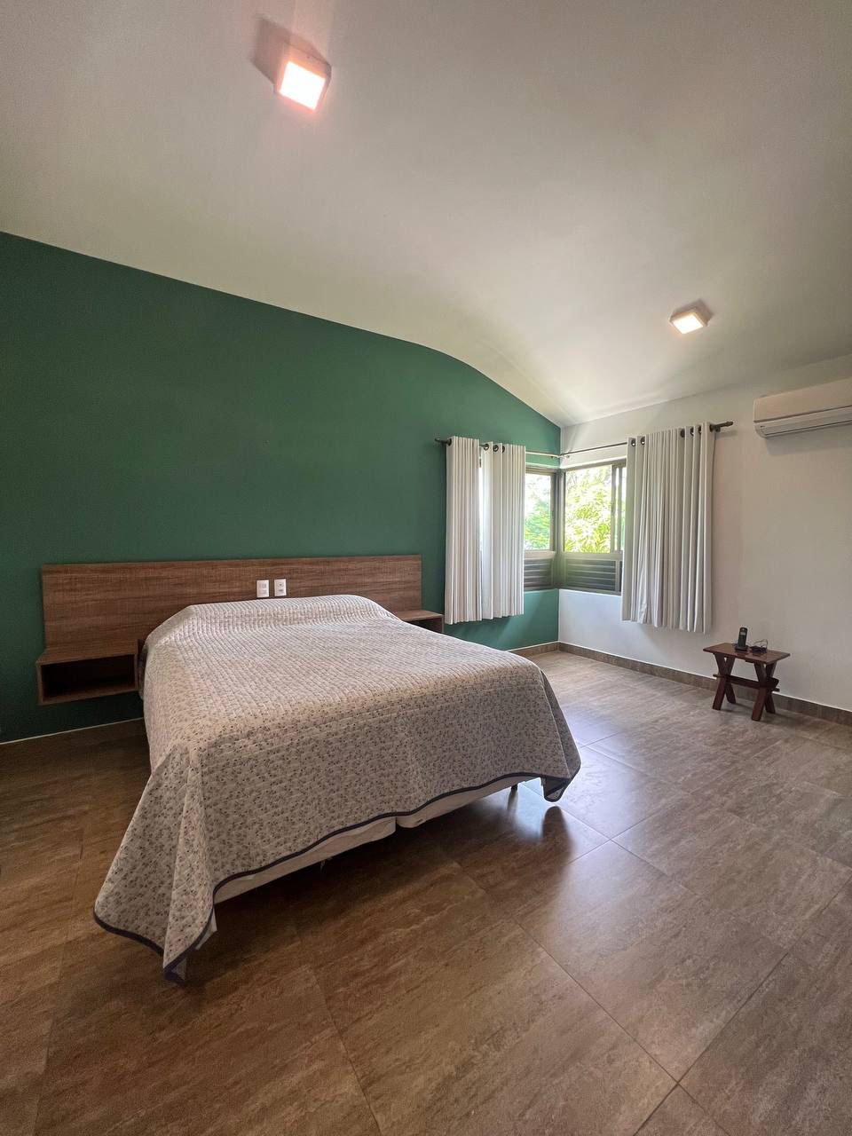 Imagem Casa de Condomínio com 4 Quartos à Venda, 354 m²em Santa Luzia - Gravatá