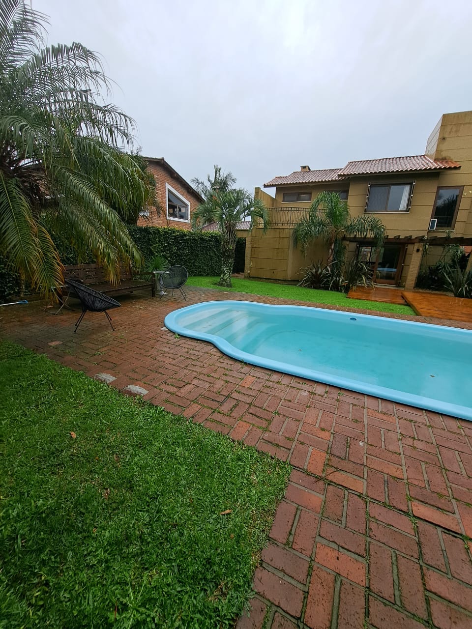 Imagem Casa com 3 Quartos à Venda, 300 m²em Laranjal - Pelotas