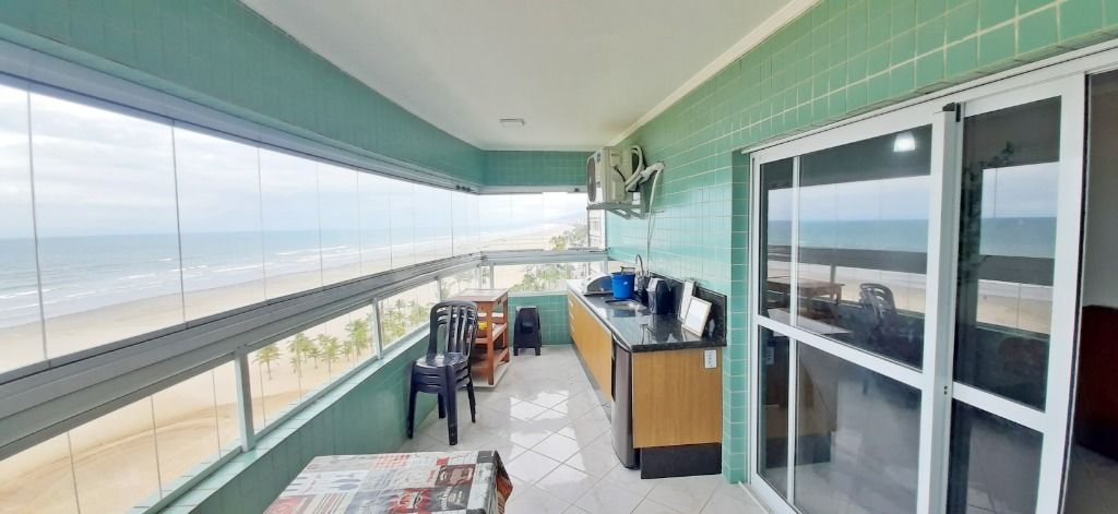 Apartamento com 3 Quartos à Venda, 145 m² em Guilhermina - Praia Grande