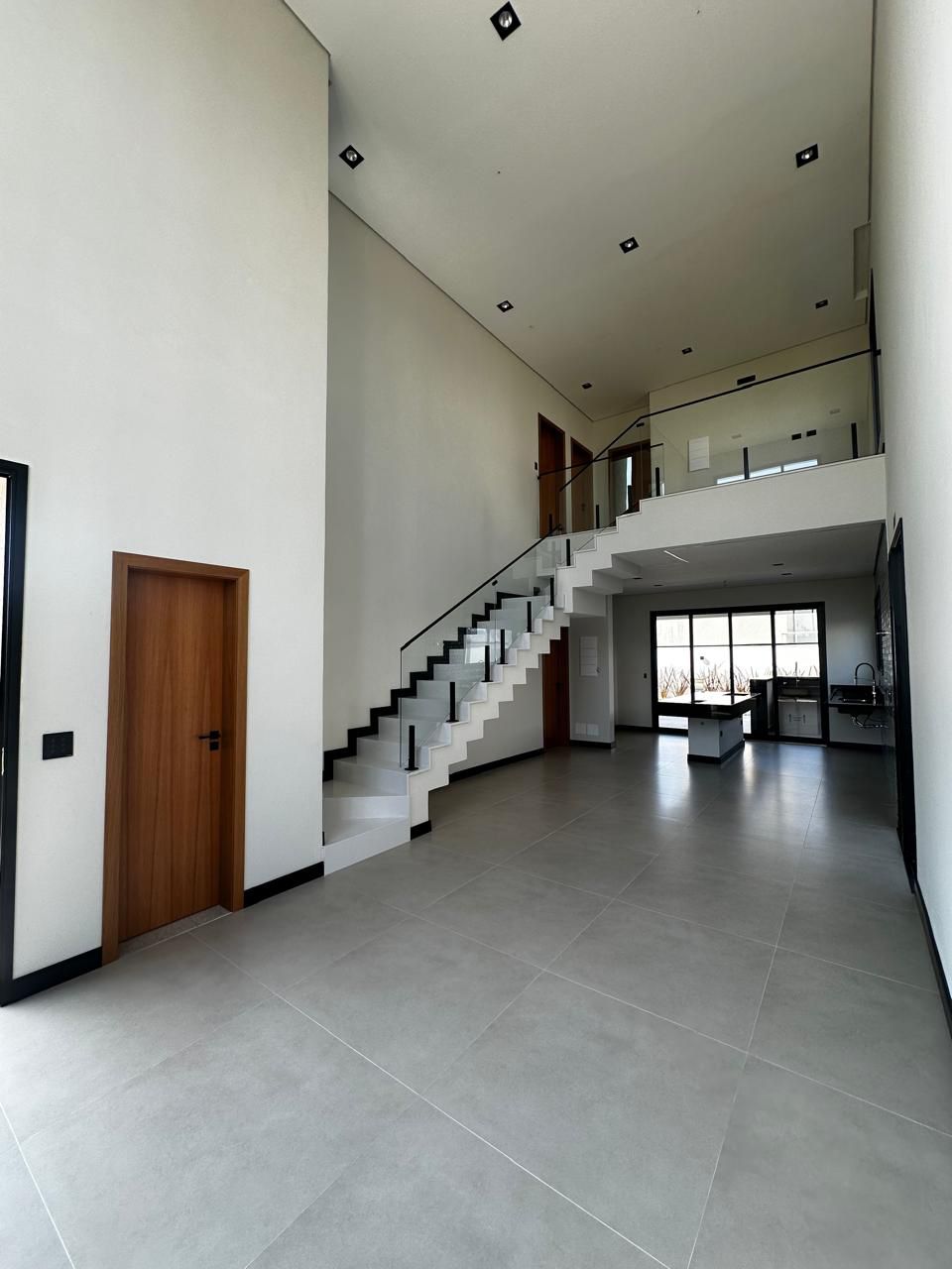 Foto do imóvel: Casa de Condomínio com 4 Quartos à Venda, 234 m²em Cézar de Souza - Mogi das Cruzes