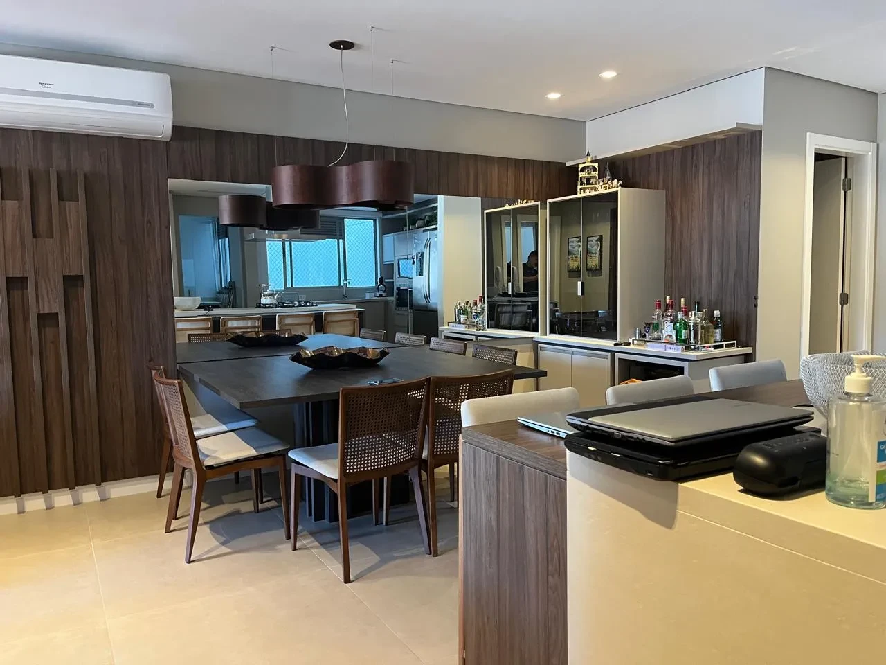 Imagem Apartamento com 2 Quartos à Venda, 100 m² em Jurerê - Florianópolis