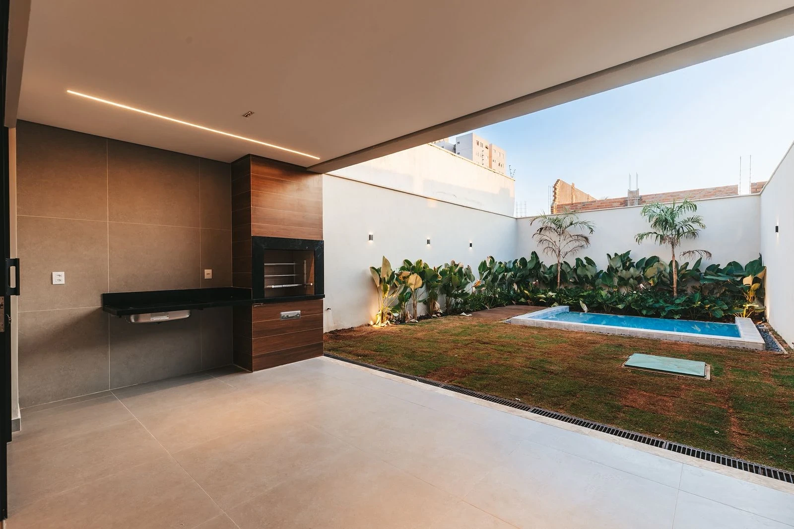 Imagem Sobrado com 3 Quartos à Venda, 217 m² em Jardim América - Goiânia
