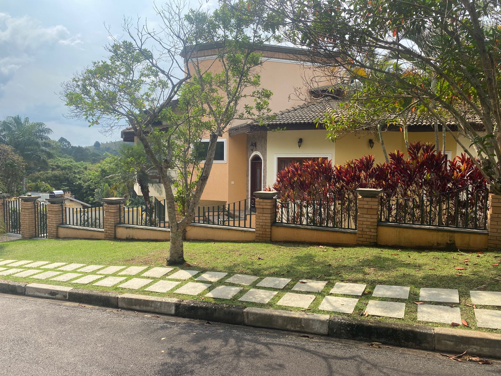 Imagem Casa de Condomínio com 4 Quartos à Venda, 413 m² em Condomínio Flamboyant-B - Atibaia