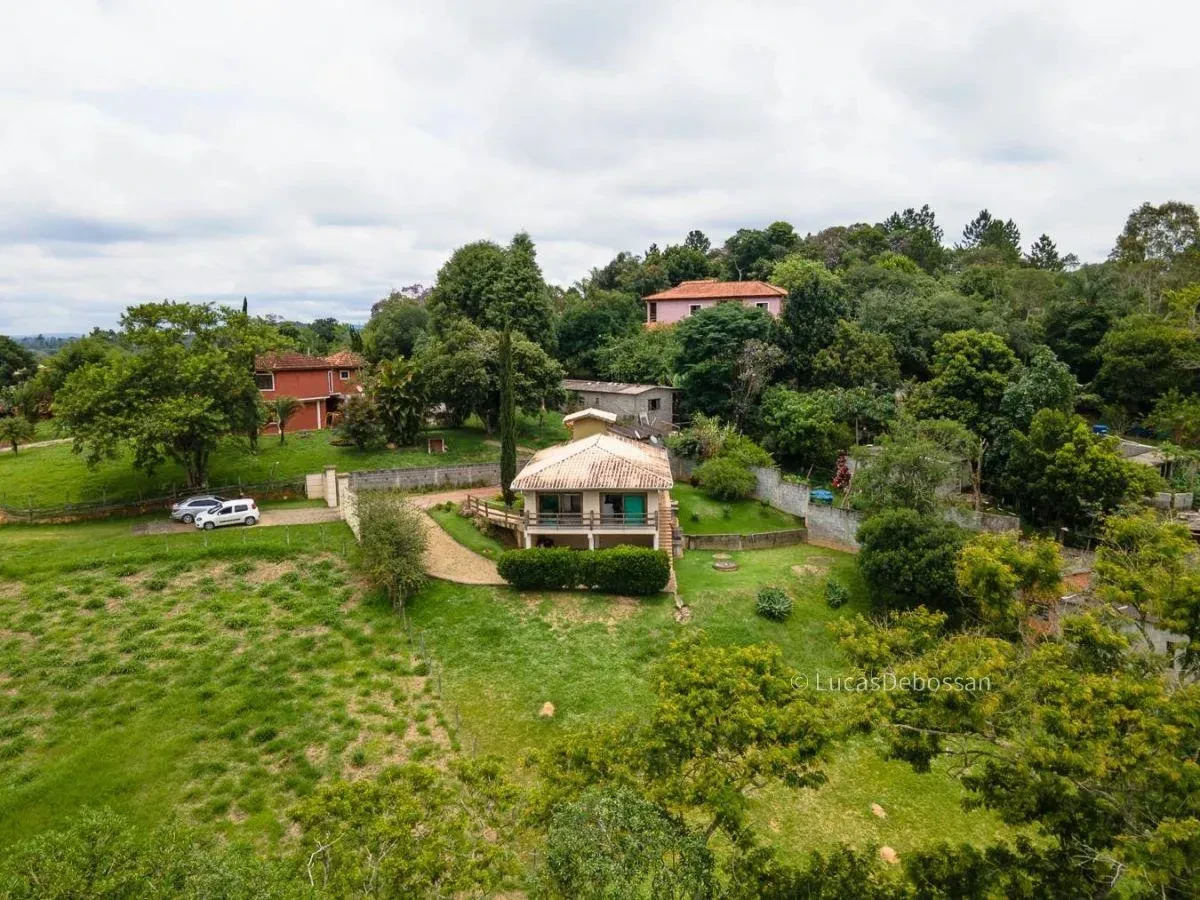 Imagem Casa com 2 Quartos à Venda, 150 metros em Caputera - Cotia