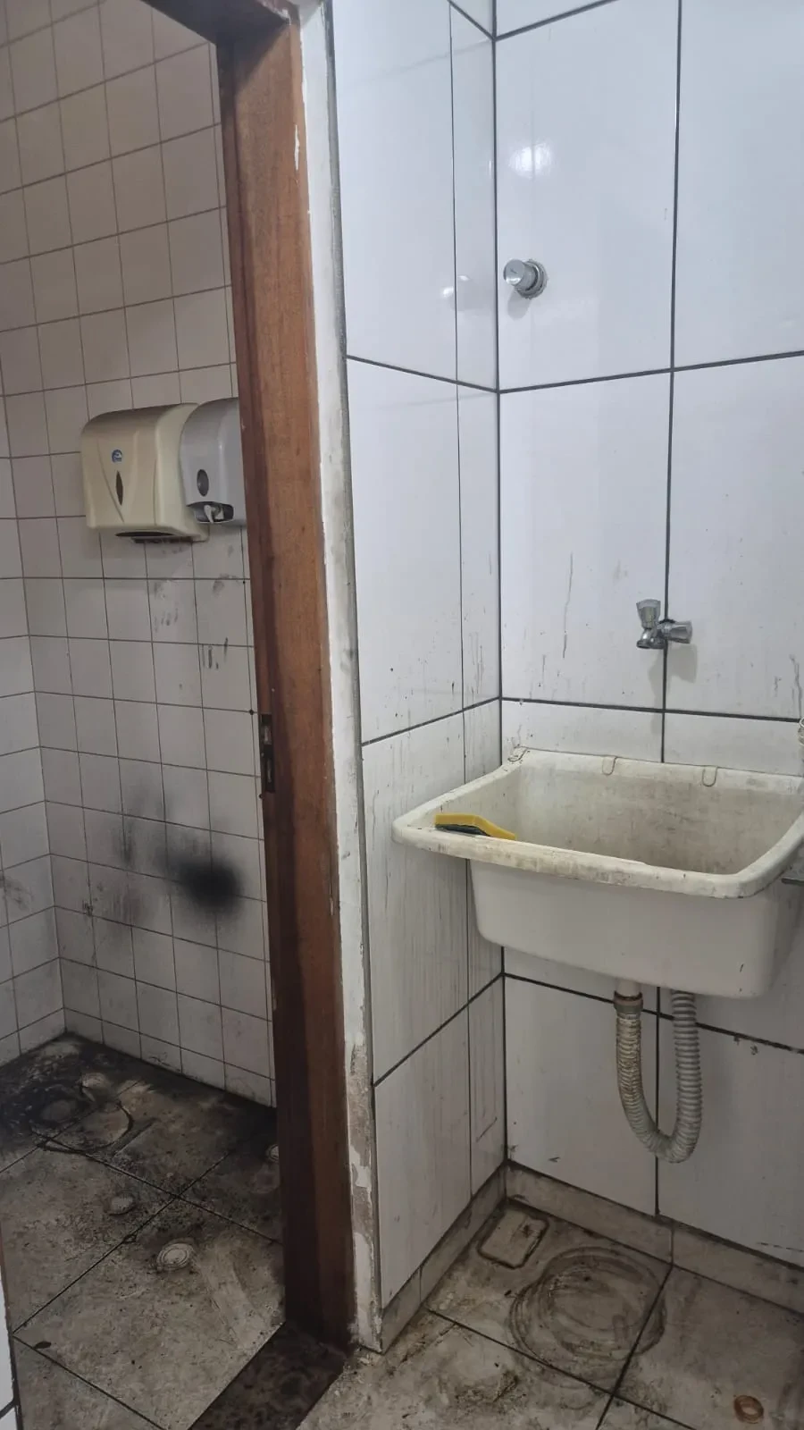 Imagem Galpão para Alugar, 100 m² em Vila Azevedo - São Paulo