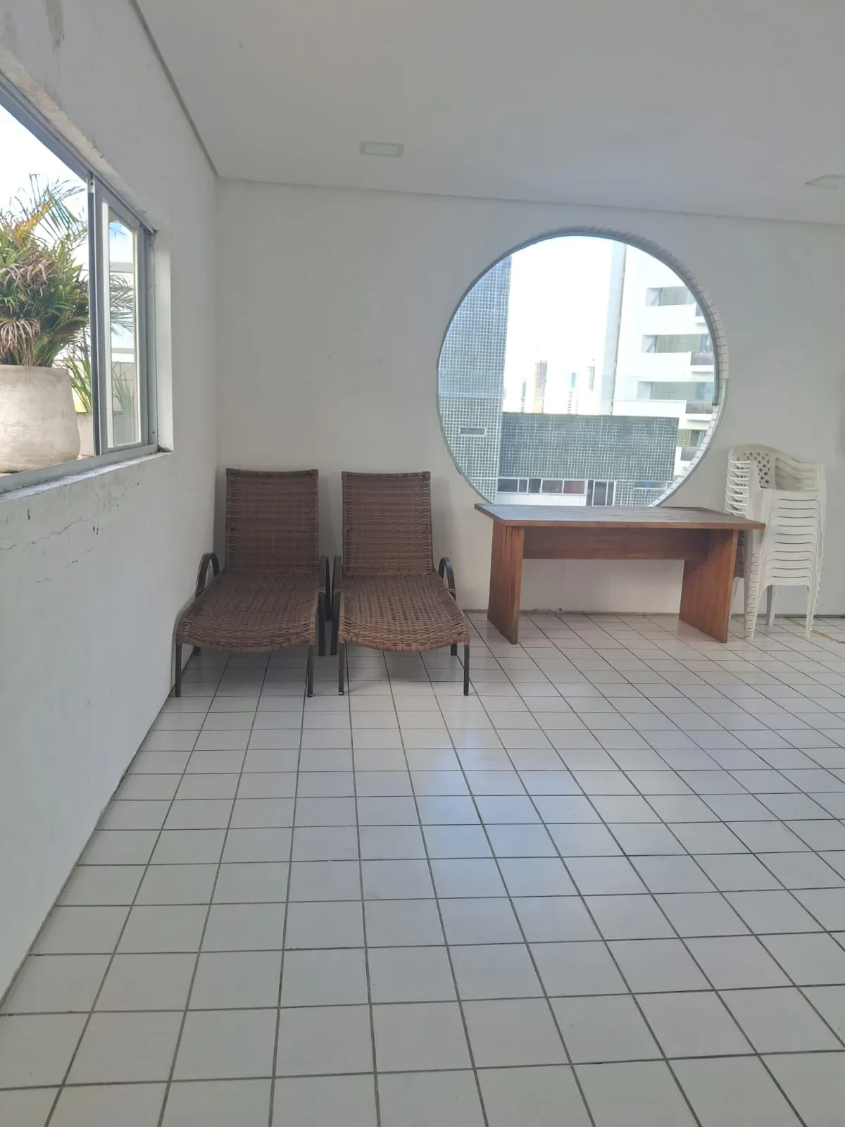 Imagem Apartamento com 2 Quartos para Alugar, 53 m² em Boa Viagem - Recife