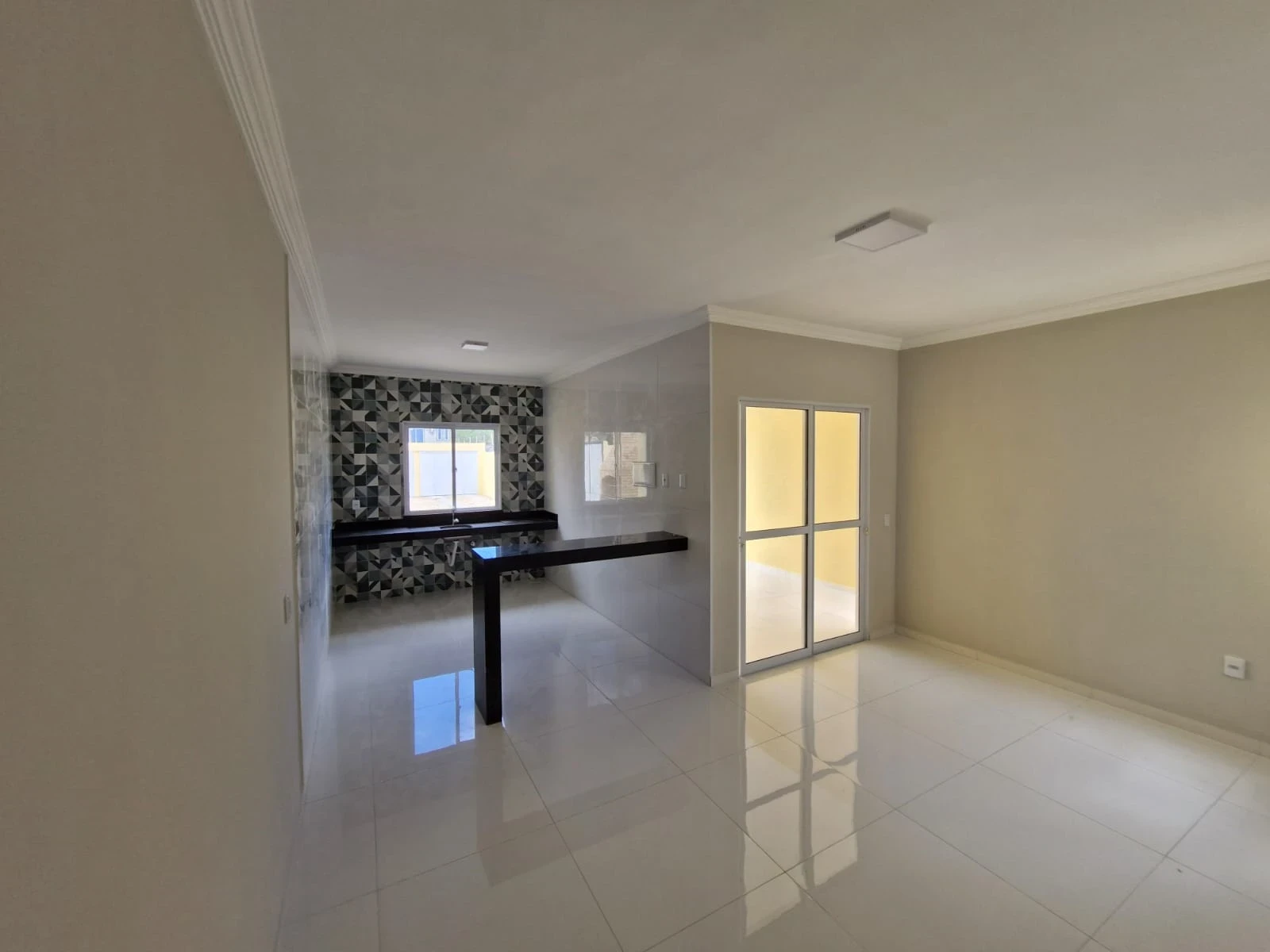 Imagem Casa com 3 Quartos à Venda, 252 m² em Camará - Aquiraz