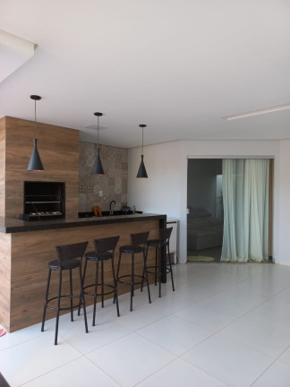 Casa com 3 Quartos à Venda, 180 m² em Centro - Barreiras