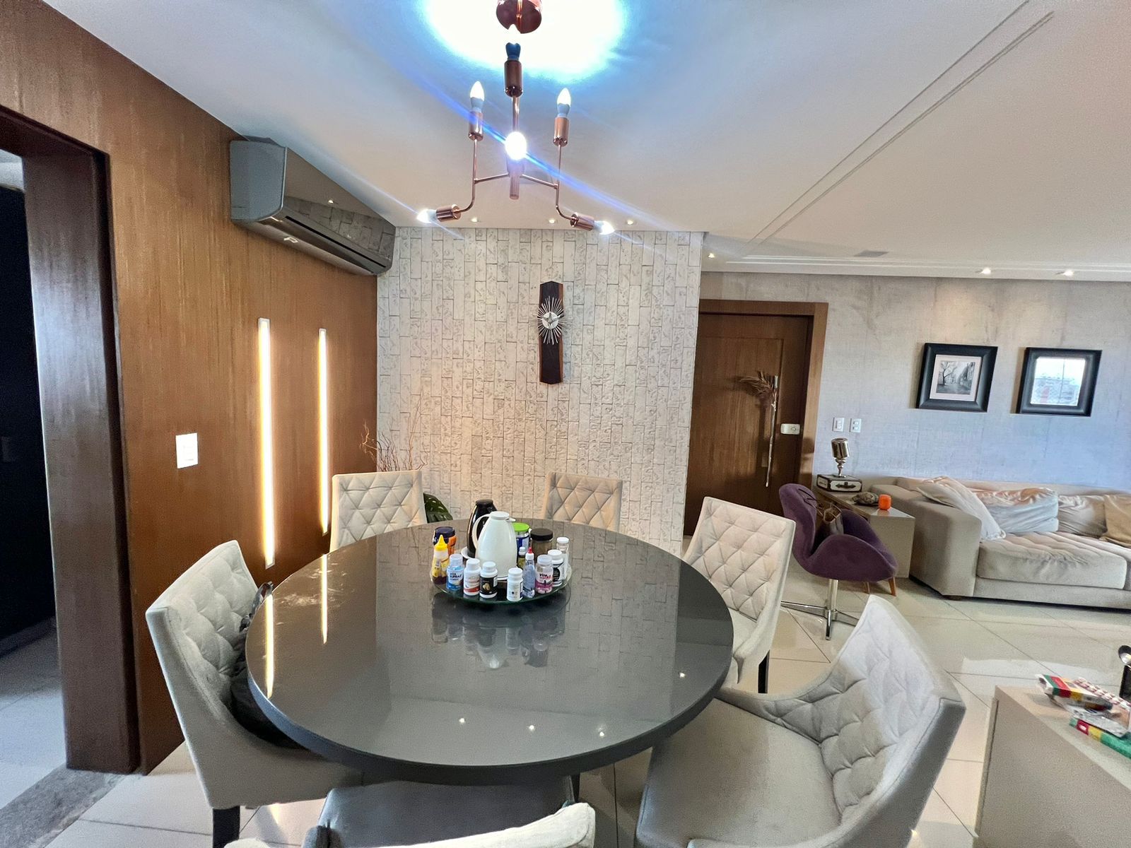 Imagem Apartamento com 3 Quartos à Venda, 178 m²em Batista Campos - Belém