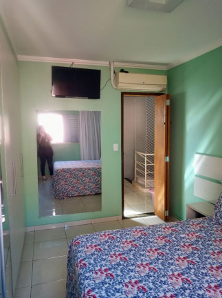 Imagem Casa de Condomínio com 2 Quartos à Venda, 84 m² em Vila Carmosina - São Paulo