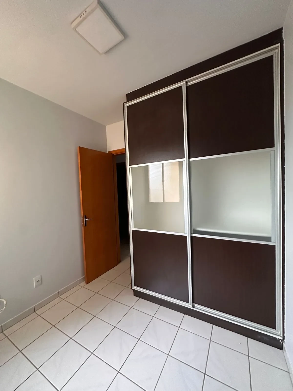 Imagem Apartamento com 3 Quartos à Venda, 69 metros em Setor dos Funcionários - Goiânia