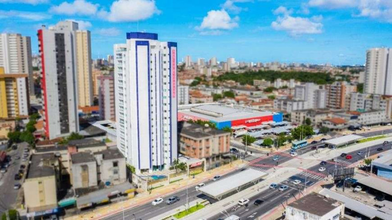 Imagem Apartamento com 3 Quartos à Venda,  em Fátima - Fortaleza