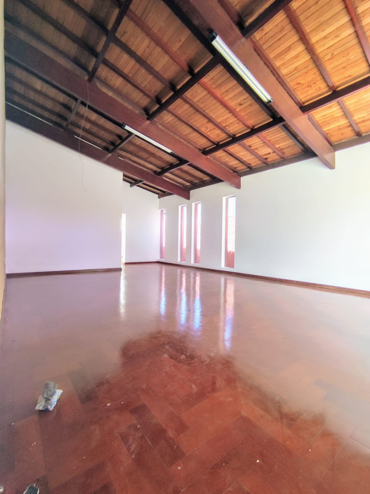 Imagem Casa com 4 Quartos à Venda, 490 m²em Jardim das Samambaias - Jundiaí