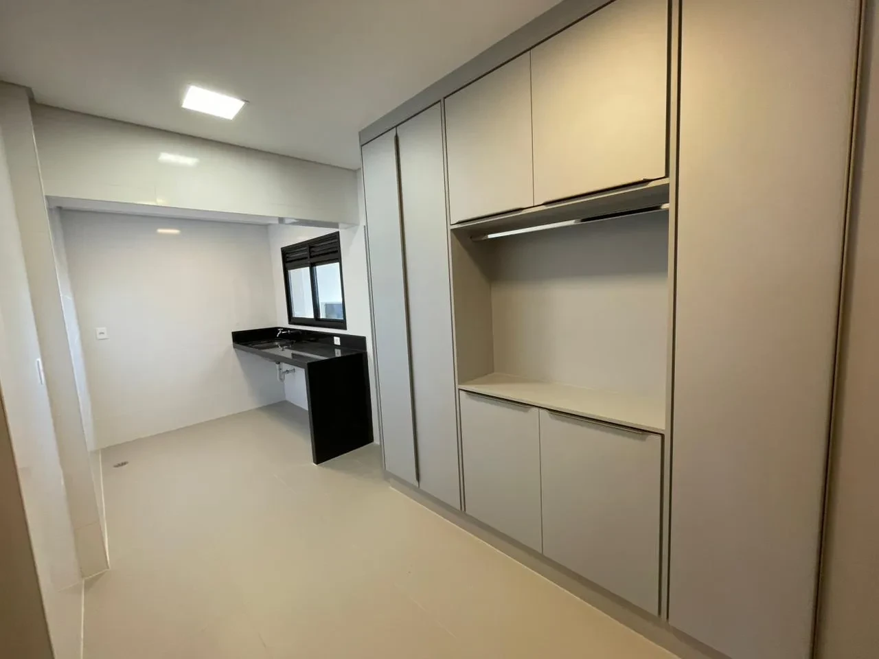 Imagem Apartamento com 4 Quartos para Alugar, 257 m² em Jardim Sumaré - Araçatuba
