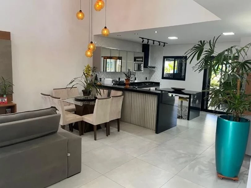 Foto do imóvel: Sobrado com 4 Quartos à Venda, 28.500 m² em Jardim São Marcos - Valinhos