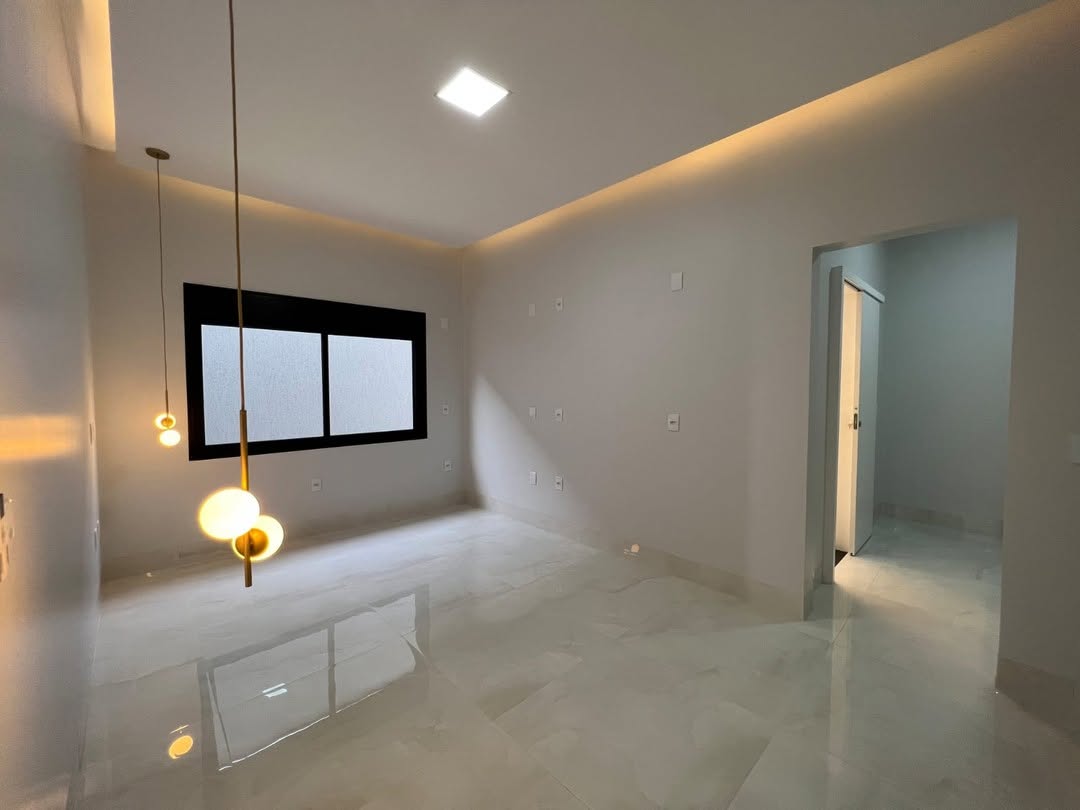 Foto do imóvel: Casa com 3 Quartos à Venda, 360 m² em Estância Itaguaí - Caldas Novas