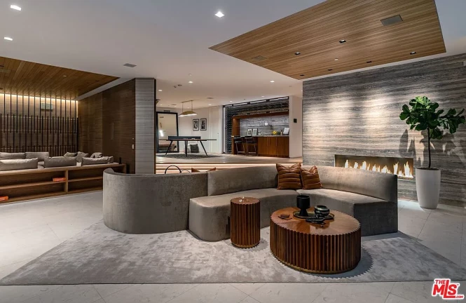 Imagem Casa de Condomínio com 4 Quartos à Venda, 650 m²em Santa Luzia - Contagem